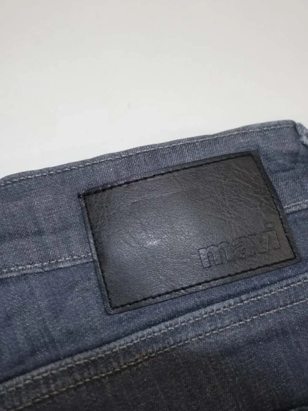 Mavi Men's Matt Relaxed Straight Leg Jeans Size 36 x 30 Gray Mid Rise Denim